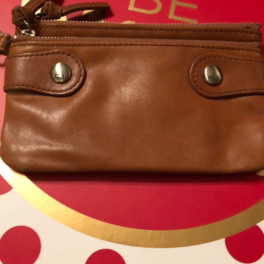 Fossil wristlet